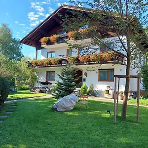 Fruehstueckspension Helmhof Penzion